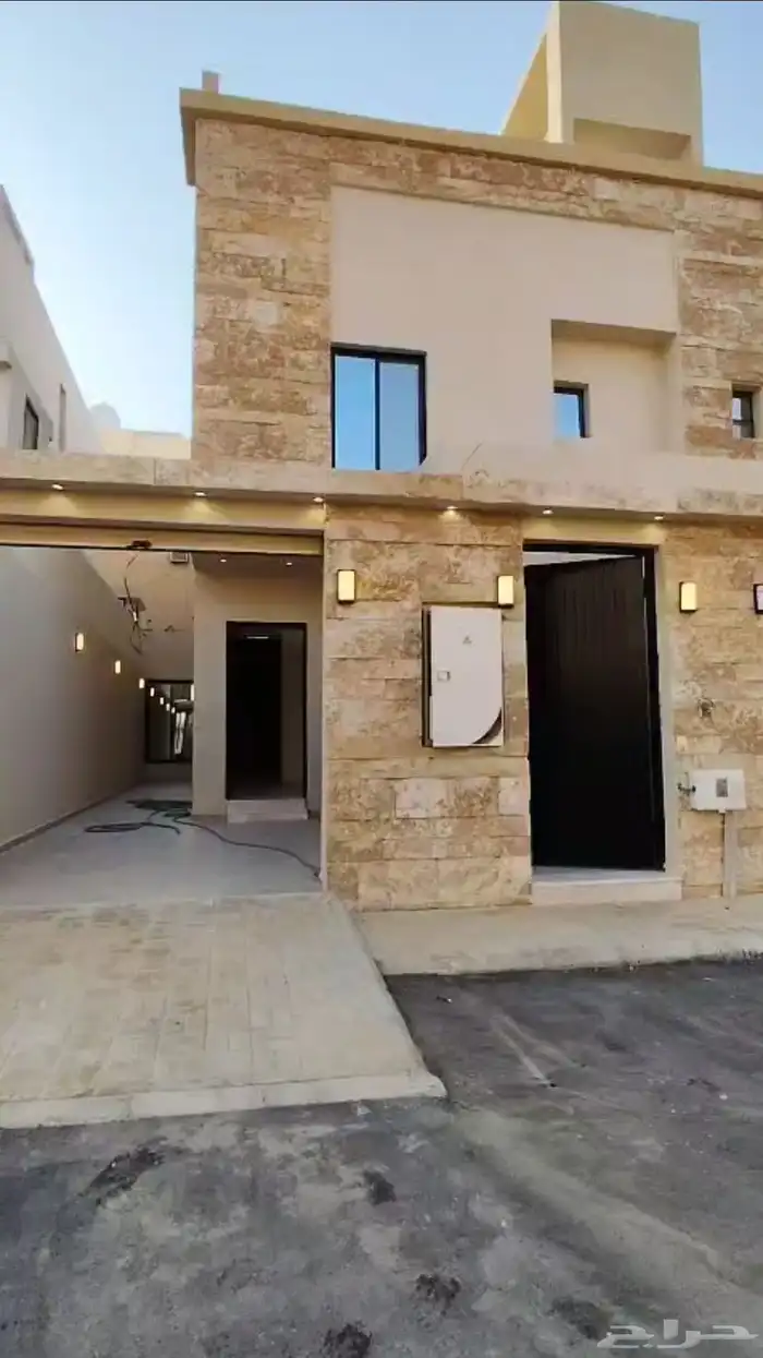 فلة تاون هاوس حي الحزم 0