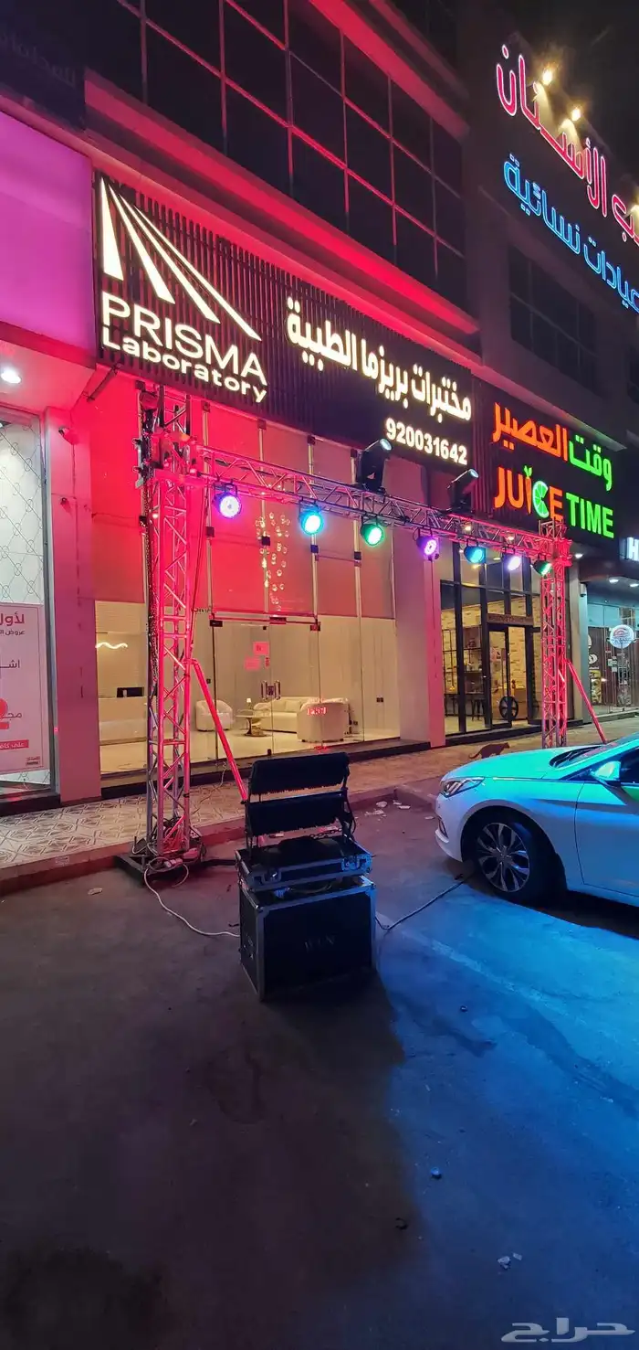 تاجير تجهيزات حفلات افتتاحات كشافات بوابه جسر مدخل اضاءه 7
