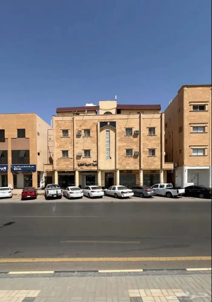 شقق عزاب بالنهضه للايجار السنوي 0