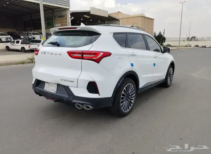 جيتور X70 موديل 2023 نظيف عداد76000 3