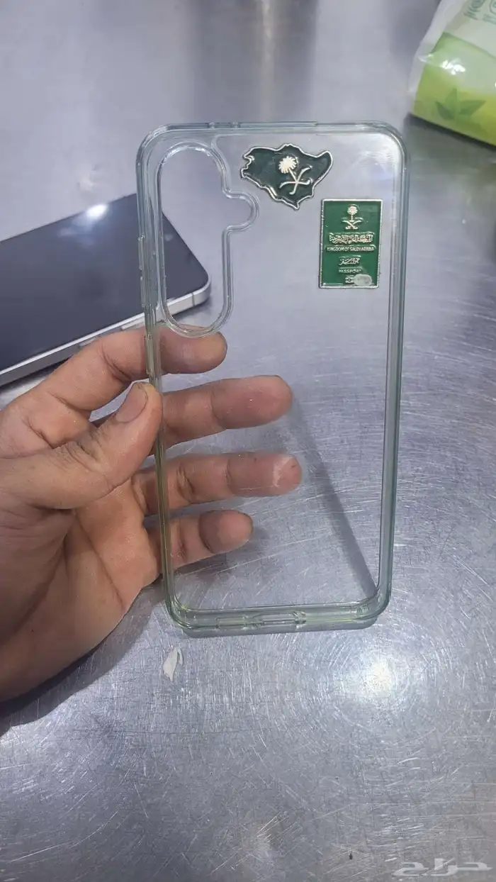 Samsung Galaxy S24 FE 4