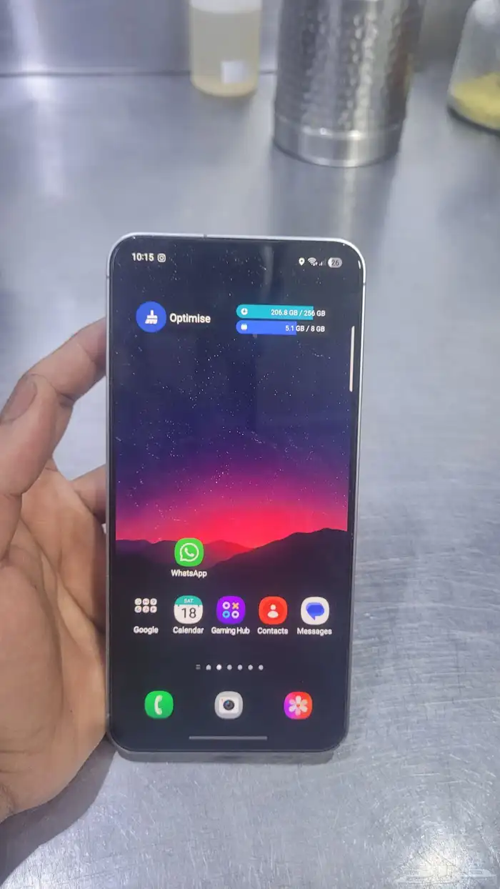 Samsung Galaxy S24 FE 1