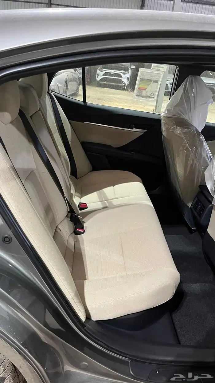 تويوتا كامري 2025 E Plus هايبرد 4