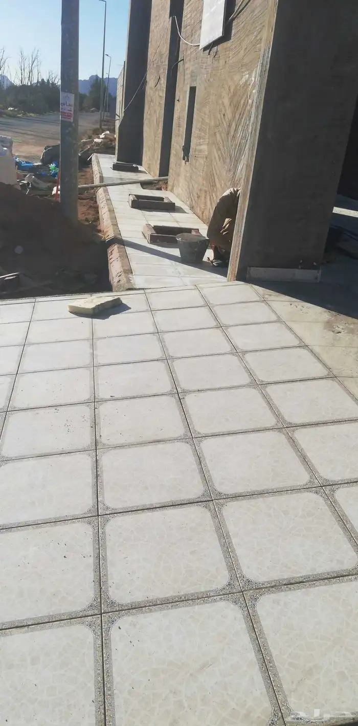 مبلط با ستاني حائل 0