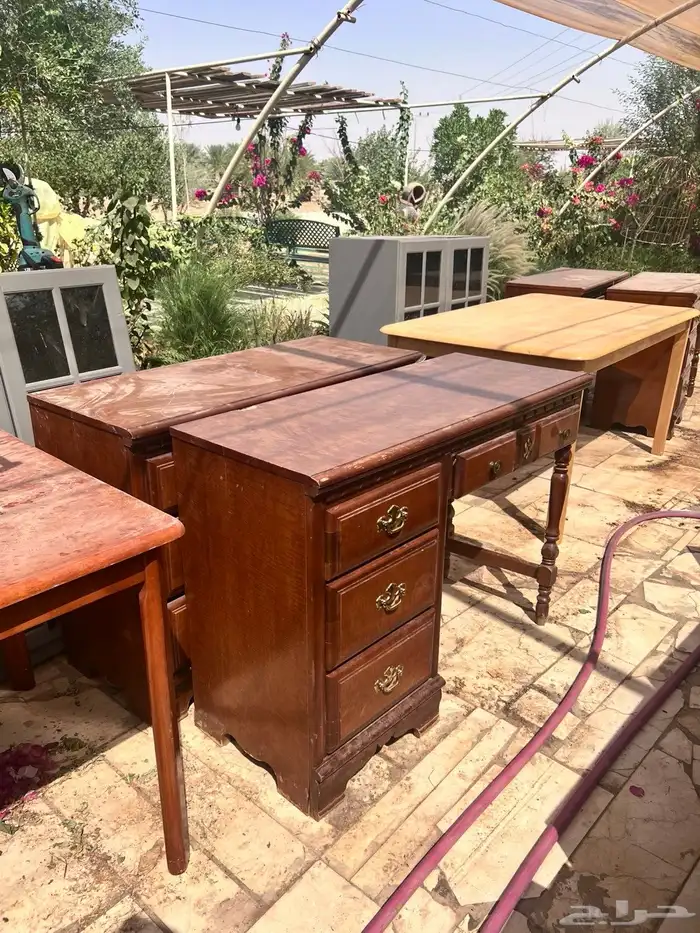 اصايص فخار سراميك طاولات خشب وكراسي خشب 18