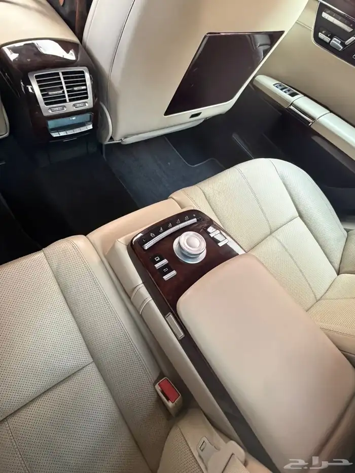 للبيع مرسيدس 600S موديل 2006 اللون اسود مخزن وكاله 3