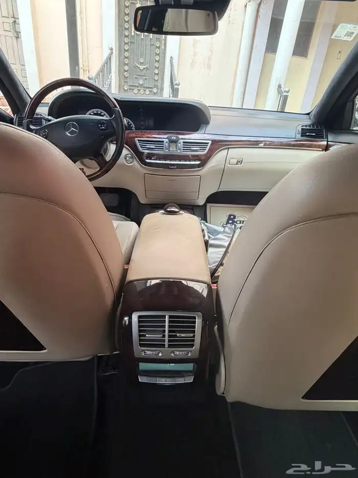للبيع مرسيدس 600S موديل 2006 اللون اسود مخزن وكاله 9