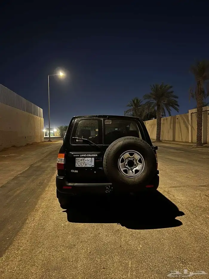لاندكروزر جي اكس 2005 0