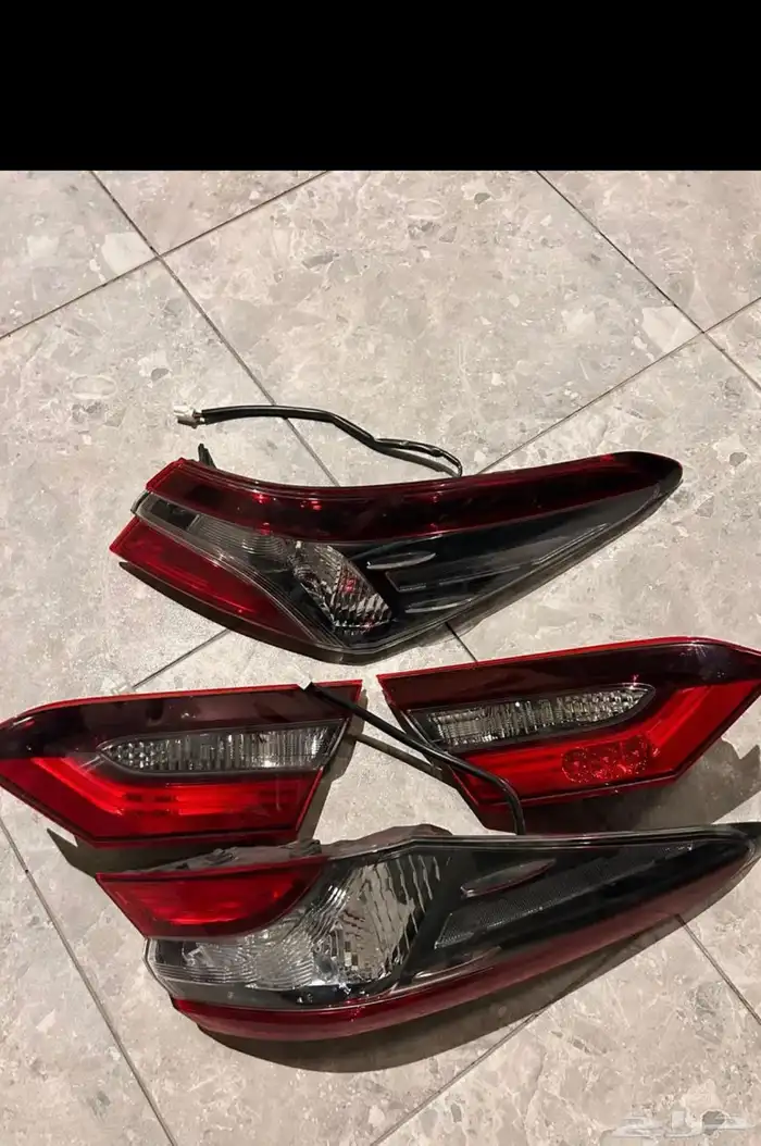 اسطبات كامري 2024 مع لمبات اللوحه اللي بيحول موتره 0