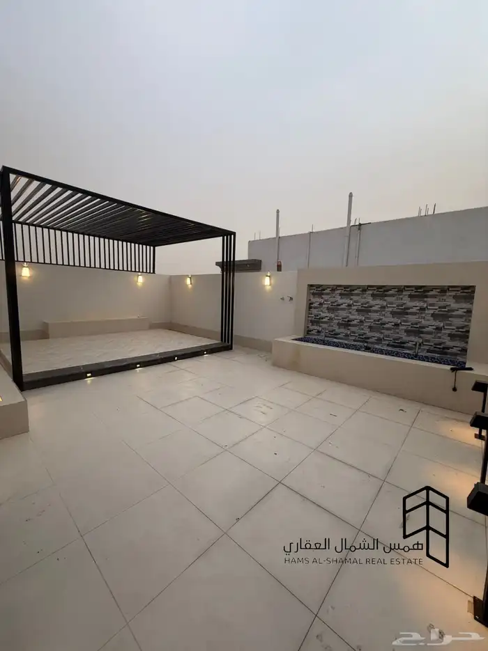 للبيع فيلا روف علوي بمدخل خاص حي اليرموك 12