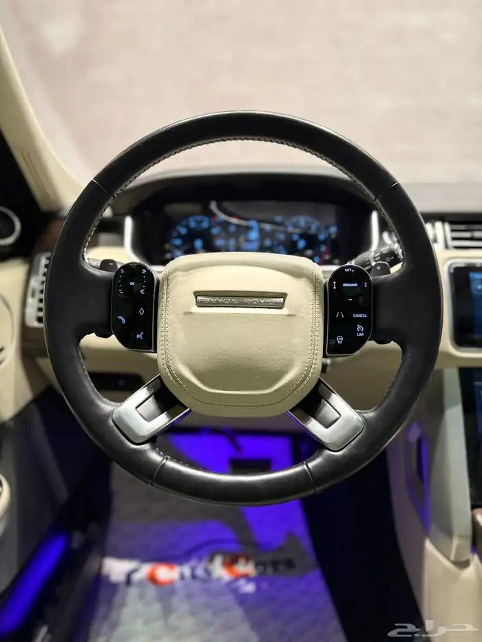 رنج روفر HSE P400 15