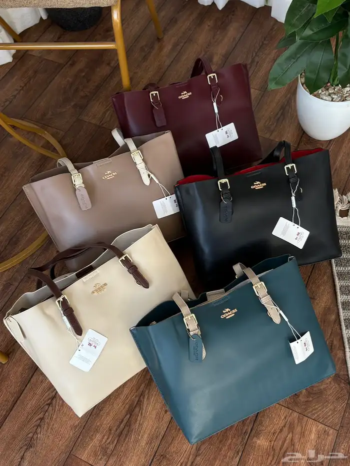 شنط ماركه عرض لفتره محدوده 3شنط ب370 والشنطه165 33