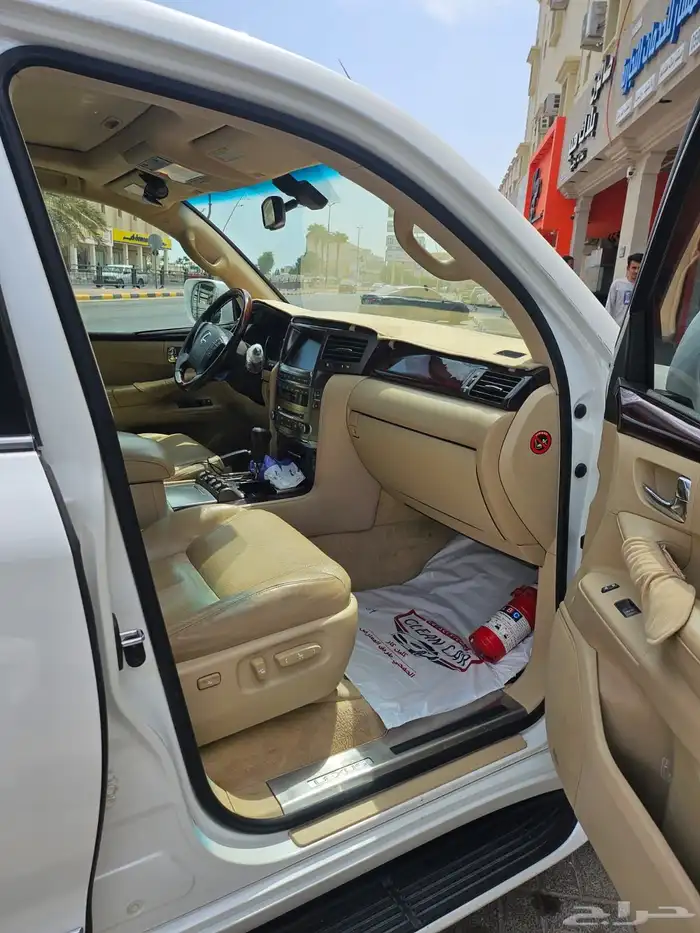 جيب لكزس 2011 3