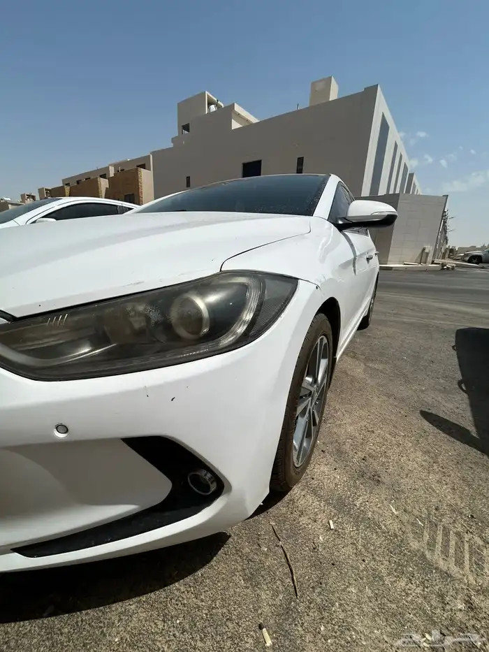 النترا 5