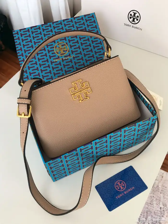 شنط ماركات عوالسعر عرض لفتره محدوده شنطه165  و3شنط ب370 6