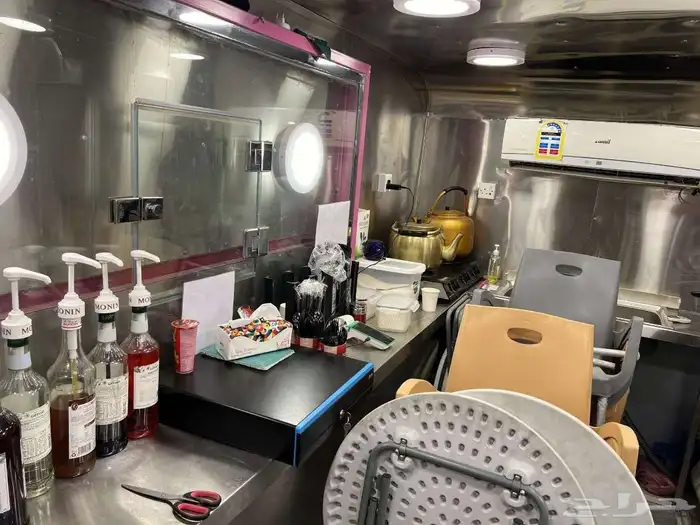 فود ترك كامل بأغراضه 6