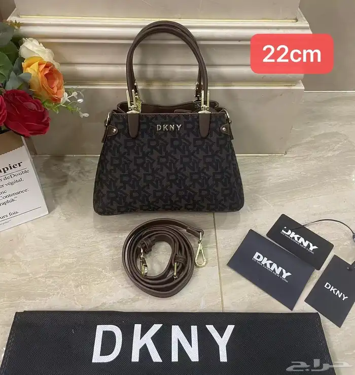 شنط ماركات عوالسعر عرض لفتره محدوده شنطه165  و3شنط ب370 1