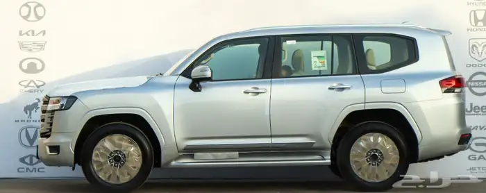 لاندكروزو L3 1