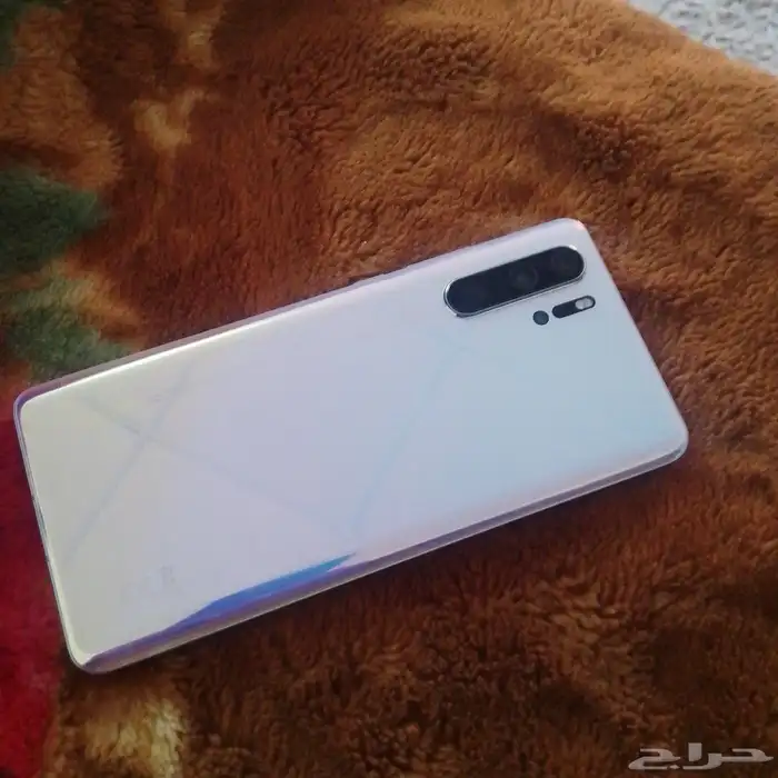 HUAWEI P30 Proمخزن 12