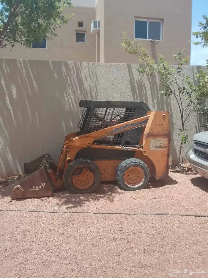 بوبكيت للبيع الموديل من 2005 إلى 2007 تقريبا 0