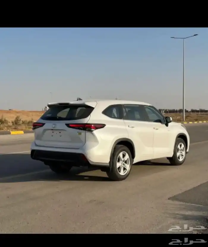 تويوتا هايلاندر LE 2