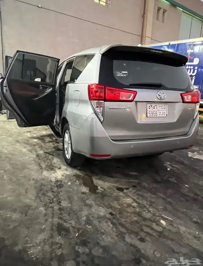 فان انوفا او فرشنر الي عنده لليجار يرسل 0