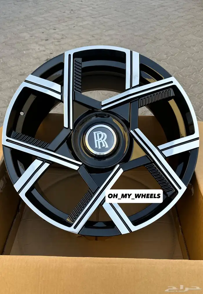 جنوط رولزرويس كولينان بلاك بادج سلفر بادج مقاس 23 موديل2025 3