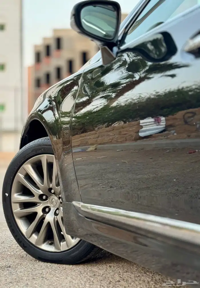 للبيع لكزس ((LS460)) 2013 (سعودي) ((نظيفة)) 26
