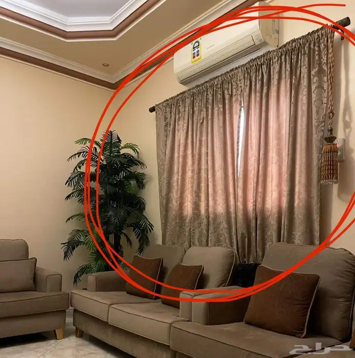 طقمين كنبتين كبار و طاولات قهوة 1