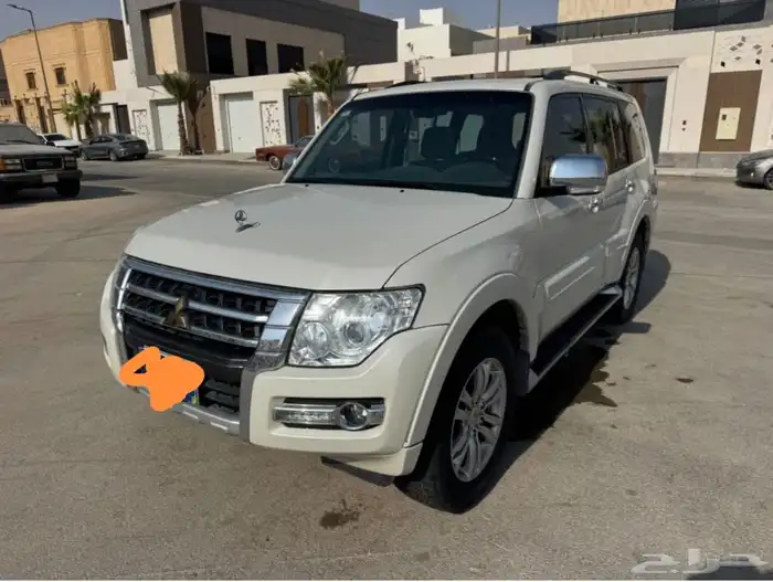 باجيرو 2018 علامات ذهبية فل كامل 2