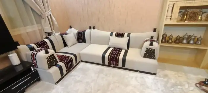 تفصيل جمع انواع الكنب والستائر ووتنحيد جميع انواع الكنب بالر 0