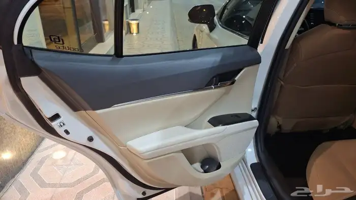 تويوتا كامري 2022 GLE مستعملة مفحوصة مضمونة مصينة 6