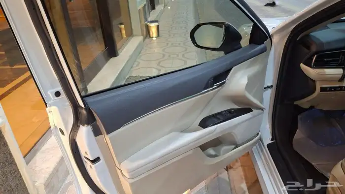 تويوتا كامري 2022 GLE مستعملة مفحوصة مضمونة مصينة 5