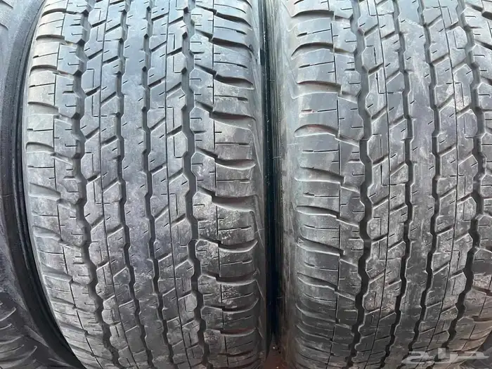 كفرات مقاس 285.60.18مع جنوط جيب لاندكروزر 2015 اصلي وكاله 2