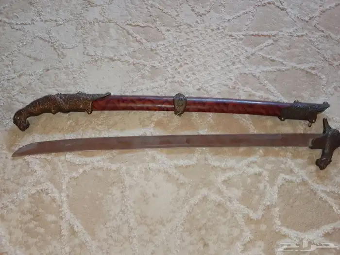 سيف قديم على السوم 13