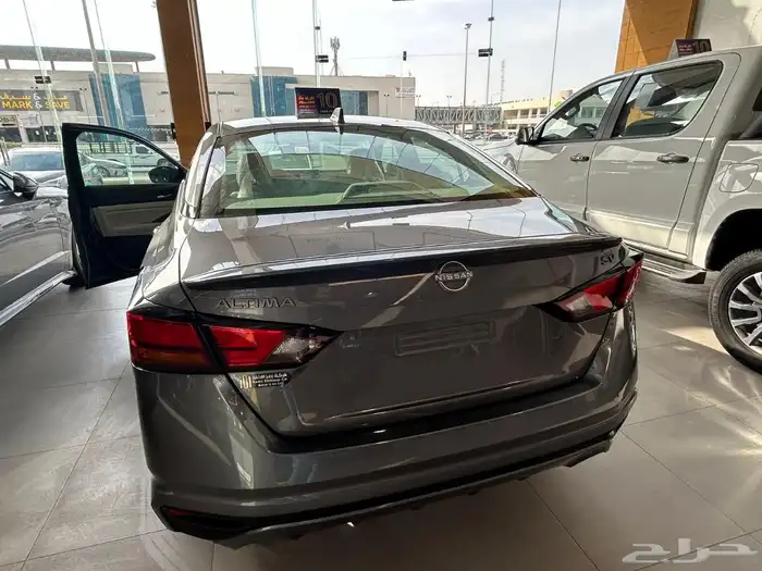 نيسان التيما SV نص فل 2026 11