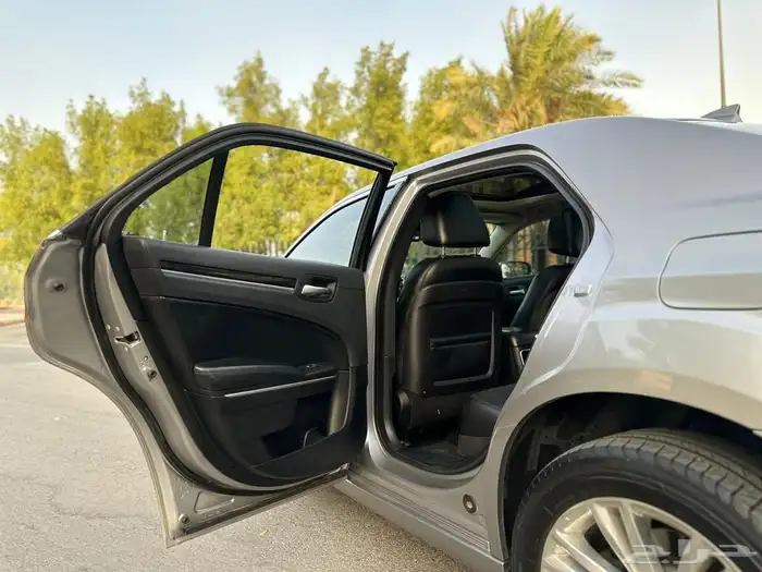 كرايسلر C300 2015 10