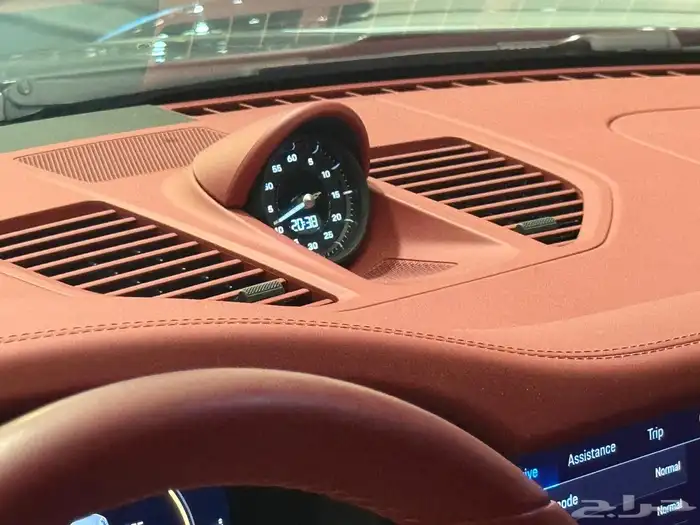 بورش 911 كاريرا 2025 14