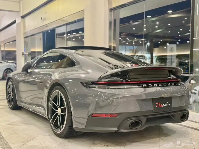 بورش 911 كاريرا 2025 3