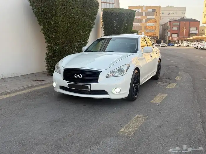 انفنتي Q70 فل كامل 1