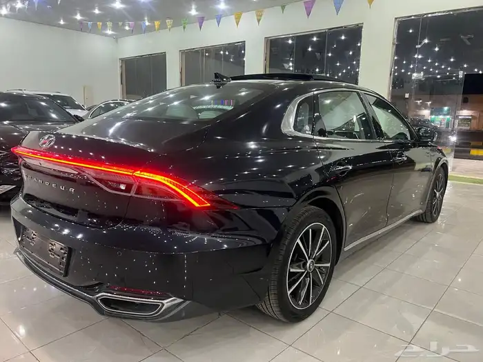 هيونداي ازيرا 3