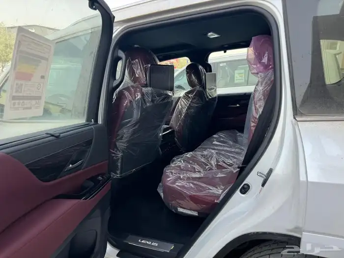 جيب لكزز (2025) BB خليجي ابيض داخل كرزي بطاقه جمرك 8