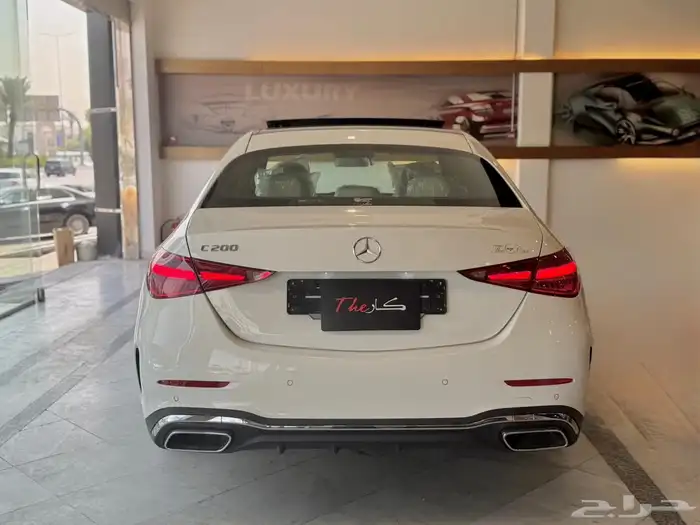 مرسيدس C200 2025 3