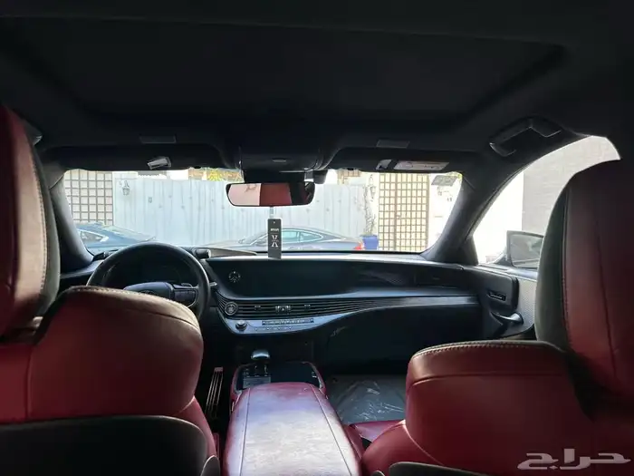 لكزس LS500 F SPORT 2018 30