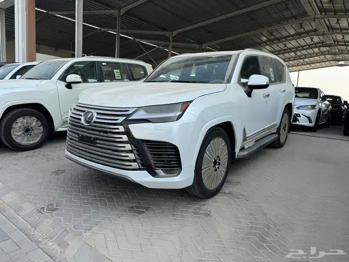 جيب لكزز (2025) BB خليجي ابيض داخل كرزي بطاقه جمرك 2