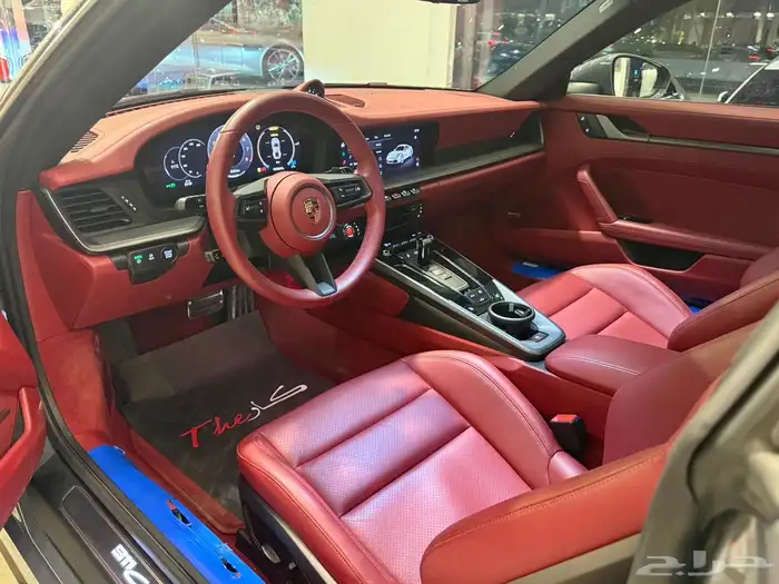 بورش 911 كاريرا 2025 8