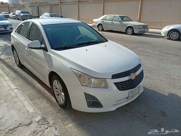 للبيع سيارة كروز 2015 براس تنوره 1