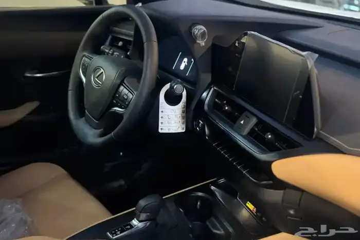 لكزس UX 300H AH هجين اتوماتيك 4