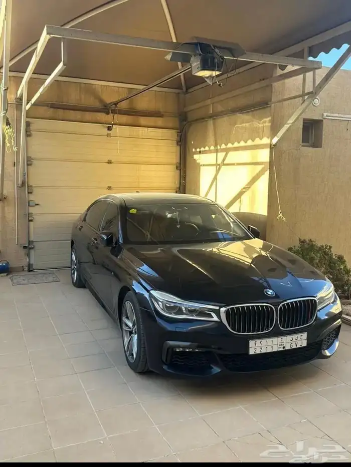 BMW 2016 حجم 740li فل كامل موصفات خاصه 2