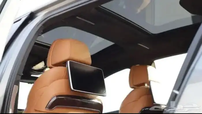 BMW 2016 حجم 740li فل كامل موصفات خاصه 9